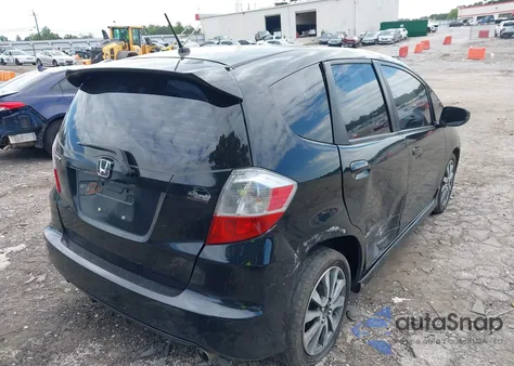 2013 Honda Fit Sport z USA, uszkodzony, nr VIN JHMGE8H53DC062784